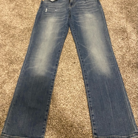 Lucky Brand Jeans: Size 8 - Picture 3 of 4